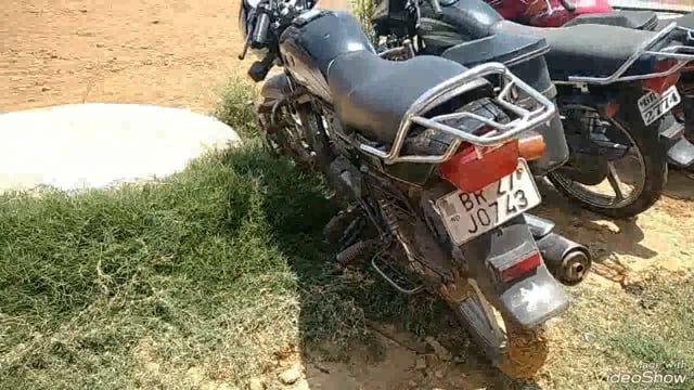 2 लीटर महुआ शराब के साथ दो युवक गिरफ्तार एक बाइक को किया जप्त