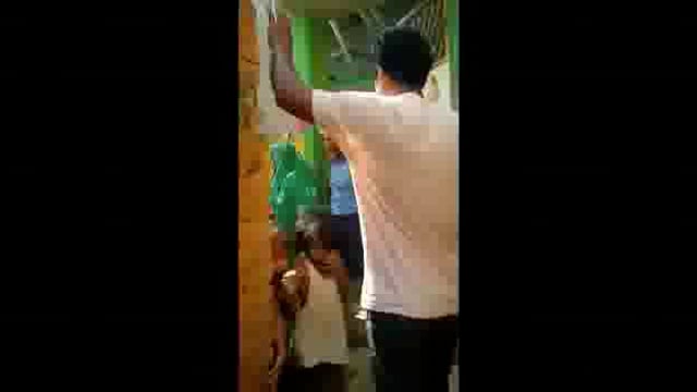 बांका में चुनाव आचार संहिता का हो रहा है उल्लंघन, पैसा बांटते नेता जी का विडियो वायरल 