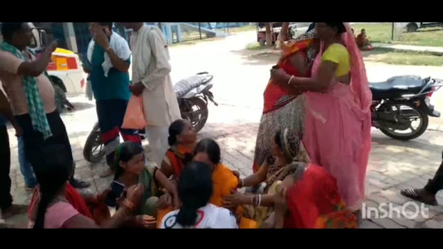 किऊल मननपुर रेलखंड के भलूई रेलवे स्टेशन के समीप ट्रेन से गिरकर एक व्यक्ति की हुई मौत पोस्टमार्टम हेतु लाया गया लखीसराय