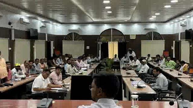 प्रधानमंत्री किसान सम्मान निधि योजना का भौतिक सत्यापन 2 जून तक करें पूर्ण:जिला पदाधिकारी 