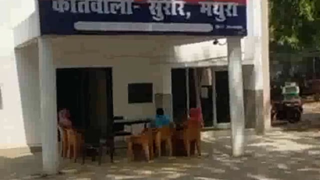 यमुना एक्सप्रेसवे पर कार में पत्थर मारकर जेवरात नगदी लूट ले गए बदमाश