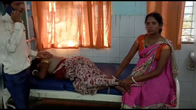 लखीसराय जिले के औरे गांव के समीप ई रिक्शा बाइक की टक्कर में तीन लोग गंभीर रूप से जख्मी सदर अस्पताल में किया गया इलाज