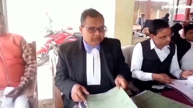  जनपद में हैंड पंप खराब है पानी की टंकी से हो रहा है  रिसाव