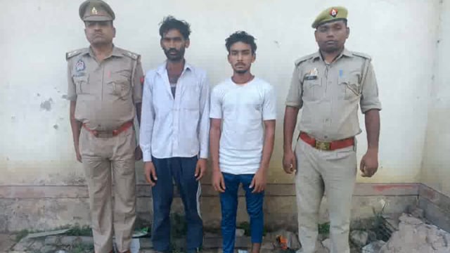 त्रिलोकपुर पुलिस द्वारा अपहरण के आरोपी 2 नफर वांछित अभियुक्तों को चिताही से किया गिरफ्तार भेजा न्यायालय