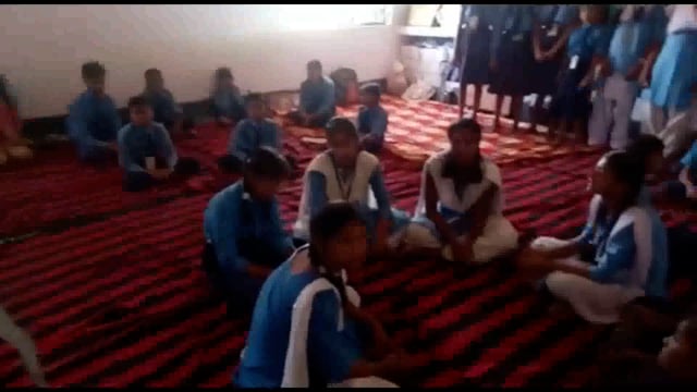 महुली स्थित उच्च विद्यालय में बाल नाट्य कार्यशाला आयोजित,ग्रुपों में बांटकर बच्चों को कराया गया अभ्यास