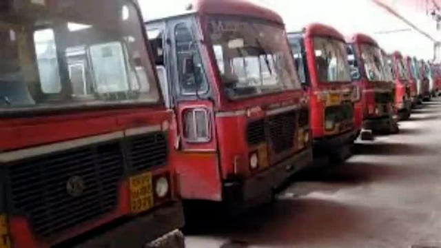 प्रवाशाकडून चालक वाहकाला मारहाण