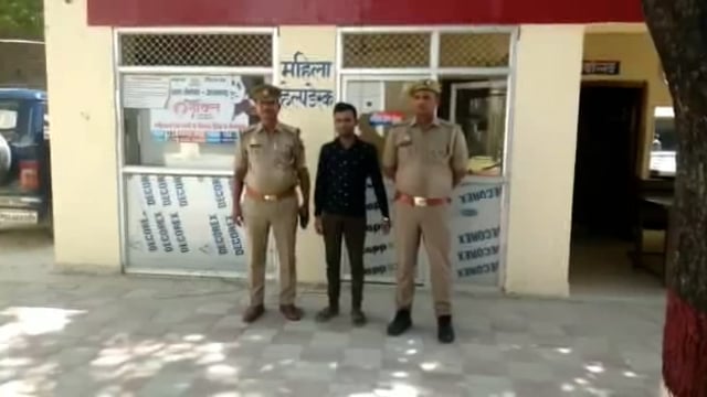 रौनापार थाना की पुलिस टीम ने पॉक्सो एक्ट से संबंधित वांछित आरोपी को करखिया मोड़ से किया गिरफ्तार