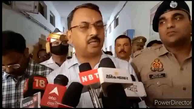 रोडवेज और प्राइवेट बस की आमने सामने हुईं  जोरदार टक्कर 30 यात्री हुए घायल 