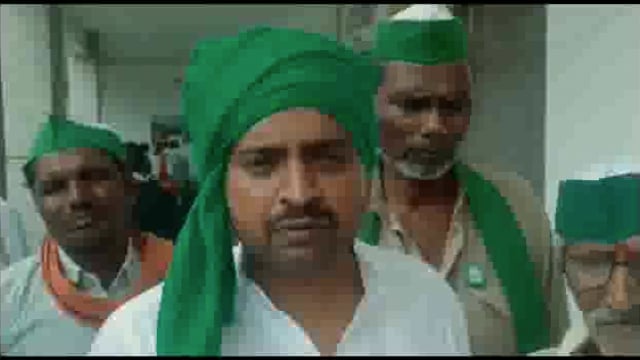 पैलानी तहसील क्षेत्र के गांवों की विभिन्न समस्याओं को लेकर भारतीय किसान यूनियन ने ज्ञापन दिया अपर जिला अधिकारी को