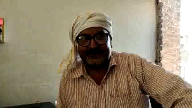 बलरामपुर: पीड़ित अधेड़ शख्स ने खंड विकास अधिकारी पर लगाया गंभीर आरोप 