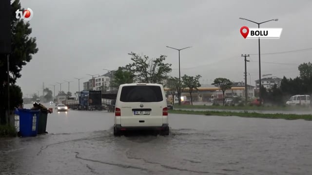 Bolu’da Bazı Cadde ve Sokaklar Göle Döndü