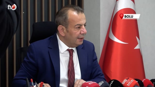 Tanju Özcan Değişim Şart ve Kral Çıplak