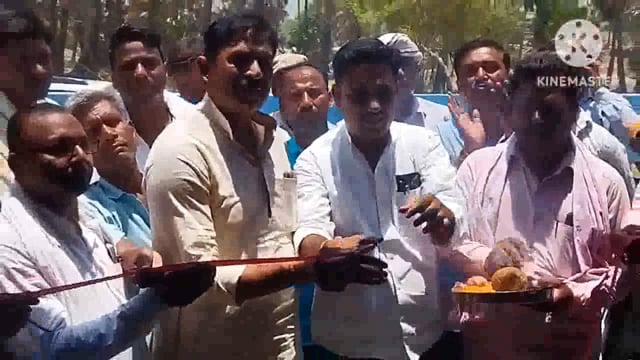 दक्षिणी कोझी पंचायत के वार्ड संख्या 3 में नवनिर्मित आंगनबाड़ी केंद्र भवन का प्रखंड प्रमुख ने फीता काटकर किया उद्घाटन