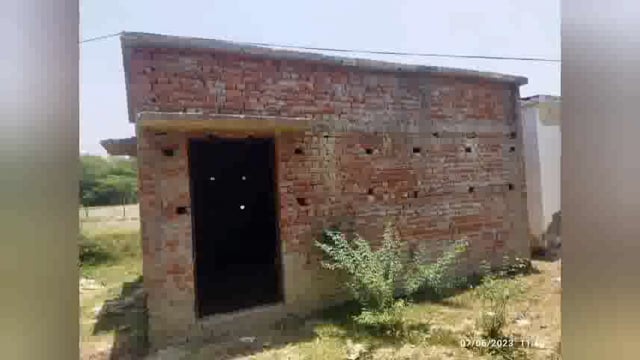 हेल्थ एण्ड वेलनेस सेंटर चढ़ा भ्रष्टाचार की भेंट, ठेकेदार हुआ स्वच्छंद, दो वर्ष से निर्माण अपूर्ण, भुगतान पूर्ण, 
सीएचसी संग्रामगढ़
ब्लाक रामपुर संग्रामगढ़