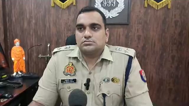 रौनापार थाना क्षेत्र में जबरन  धर्मांतरण कराए जाने की सूचना के संबंध में पुलिस अधीक्षक आजमगढ़ श्री अनुराग आर्य की बाइट