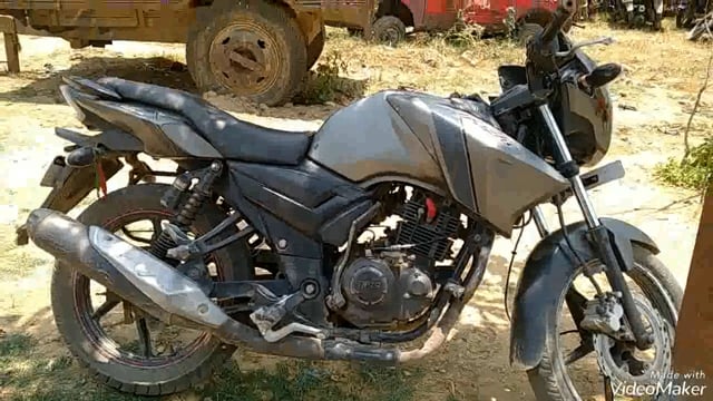 सिरदला पुलिस ने  कुशाहन पिपरा सड़क पर एक बाइक पर लदा एक बोरा महुआ शराब किया जप्त