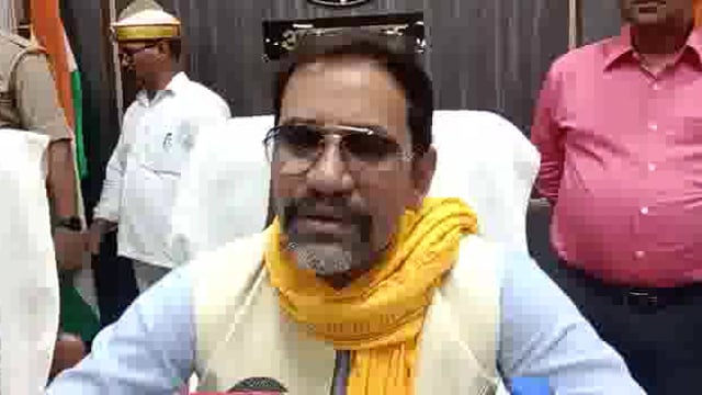 आजमगढ़ एयरपोर्ट से नहीं हो सकती है उड़ान सांसद दिनेश लाल निरहुआ ने बताया देखें पूरी खबर 