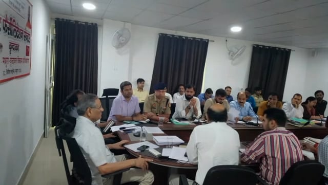 टूरिस्ट फैसिलिटी सेंटर वृंदावन में तीर्थ विकास परिषद की बैठक हुई