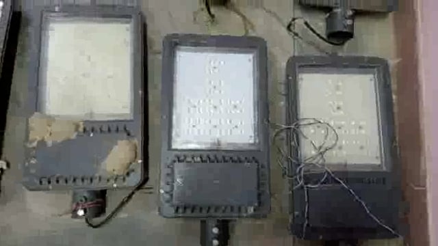 प्रतापगढ़ जिले के हथिगवां थाना क्षेत्र में चोरी हुई स्ट्रीट लाइट को थानाध्यक्ष ने छह अभियुक्त को गिरफ्तार कर भेजा जेल,