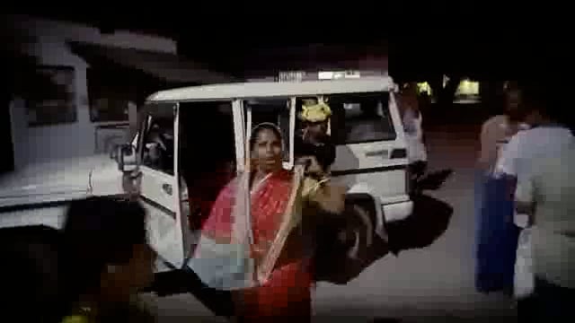 शहर के वार्ड नंबर 5 में आपसी विवाद को लेकर दो पक्षों में हुआ मारपीट कुल 8 लोग हुए गंभीर रूप से जख्मी