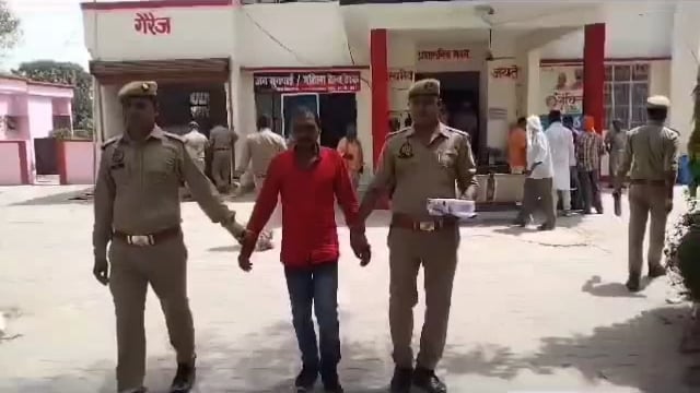 महराजगंज थाना की पुलिस टीम ने अवैध तमंचा व कारतूस के साथ एक अभियुक्त को किया गिरफ्तार