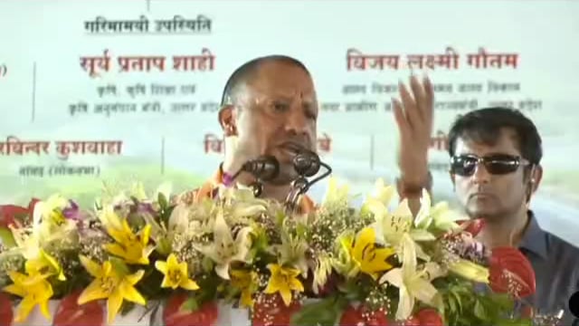 देवरिया चीनी मिल ग्राउंड में देख क्या  बोले मुख्यमंत्री योगी आदित्यनाथ