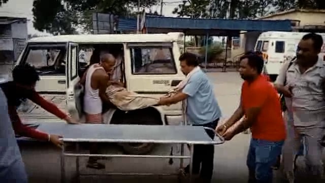 मादाचक बालू घाट के समीप अज्ञात ट्रैक्टर ने एक अधेड़ व्यक्ति को रौंदा मौके पर हुई मौत