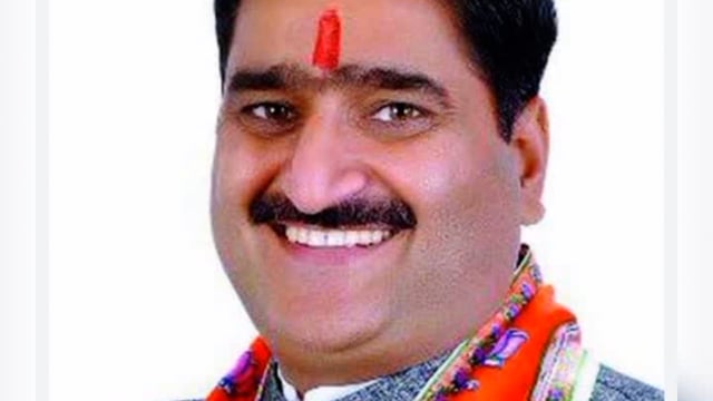 अलीगढ़ सांसद का मामला सामने आया आशा कर्मियों ने सांसद सतीश गौतम पर अपमानित करने का लगाया आरोप