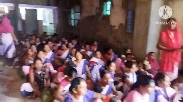 सघन दस्त नियंत्रण पखवाड़ा को लेकर फुल्लीडुमर अस्पताल में आशा दीदियों की हुई बैठक