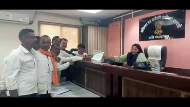 माणगंगा कारखान्याकडून शेतकऱ्यांचे थकीत बिल आर आर सी करून मिळावे या मागणीचे निवेदन तहसीलदार यांना