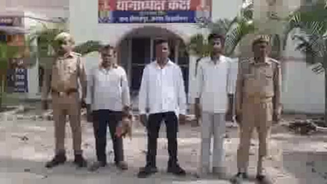 त्रिलोकपुर पुलिस द्वारा थाना क्षेत्र में शांति व्यवस्था बनाए रखने के दृष्टिगत 5 अभियुक्तों को गिरफ्तार कर भेजा गया न्याय
