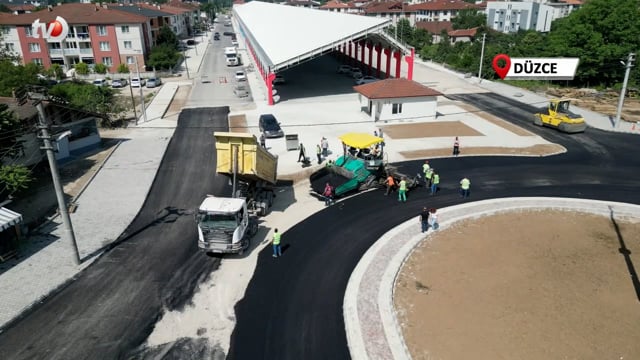 Merkez Pazaryerinin Yolları Asfaltlanıyor