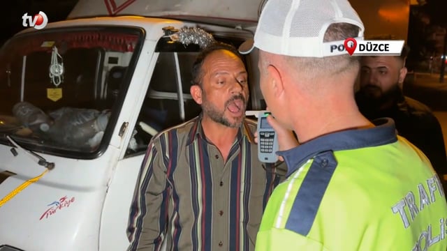 Trafik Ekiplerinin Dikkatinden Kaçmadı, 5 Kaçak Göçmen Yakalandı