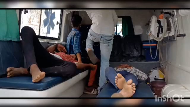 *आनंदपुर ओपी के समीप सड़क दुर्घटना में तीन व्यक्ति जख्मी,रेफरल अस्पताल में चल रहा है इलाज*