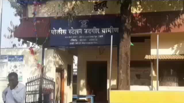 निडेबन परिसरात देशी दारूवर ग्रामीण पोलिसांची धाड,880 रुपयांचा मुद्देमाल केला जप्त