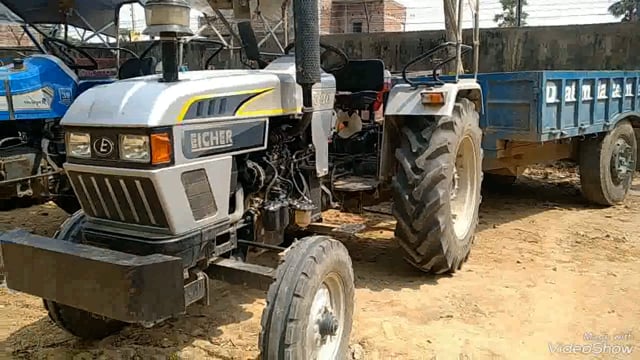 सिरदला पुलिस ने बालू लोड एक ट्रैक्टर को किया जप्त