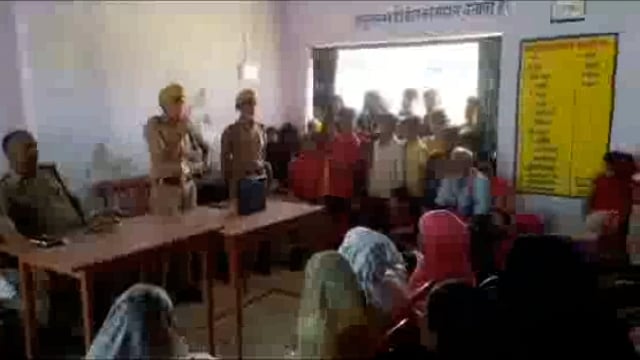 मिशन शक्ति अभियान के तहत आज ग्राम परसोहन व सिकरा मे चौपाल लगाकर महिलाओं को किया गया जागरूक