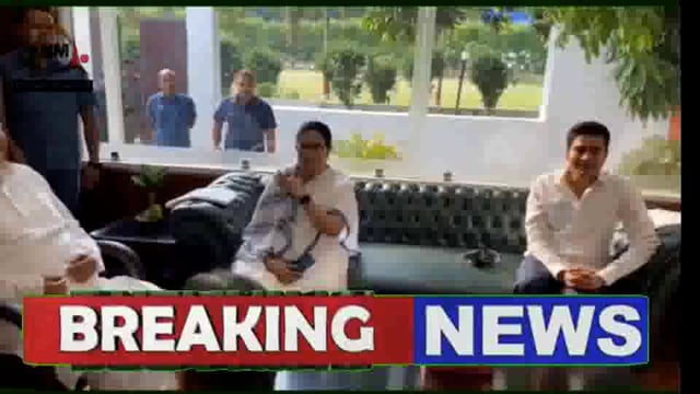 আর জেডি সভাপতি লালু প্রসাদ যাদবের বাড়িতে সৌজন্য সাক্ষাৎ করলেন মাননীয়া মুখ্যমন্ত্রী মমতা বন্দ্যোপাধ্যায় ও অভিষেক বন্দ্