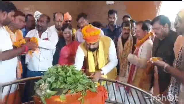 बीजेपी प्रदेश अध्यक्ष सम्राट चौधरी शहर में साइकिल यात्रा और अशोक धाम मंदिर में की पूजा-अर्चना स्थानीय विधायक रहे मौजूद