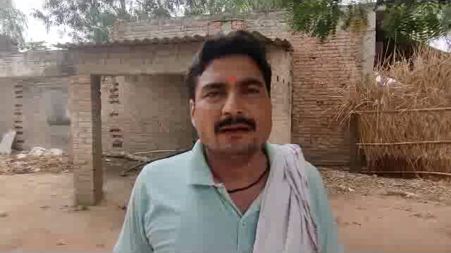 *महीनों से लापता व्यक्ति को चाय की दुकान पर चाय पीते  पुलिस ने पकड़ा*