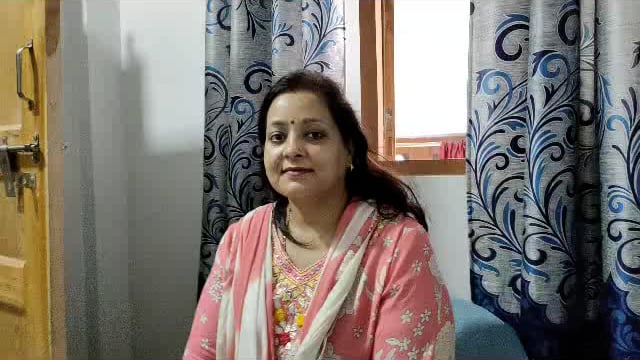 बलरामपुर: मंदिर पर छोटे कपड़े पहन कर आने पर रोक लगाने को लेकर सुनिए क्या कुछ कहती है भाजपा नेत्री 