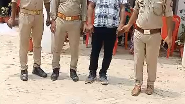 कोतवाली प्रतापगढ़ में तेजतर्रार उपनिरीक्षक सतीश यादव ने साइबर क्राइम के एक और अपराधी को पकड़ा भेजा गया जेल