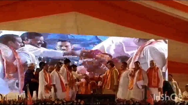 मथुरा में मुख्यमंत्री योगी आदित्यनाथ जी बटन दबाकर कई योजनाओं का लोकार्पण और शिलान्यास किया