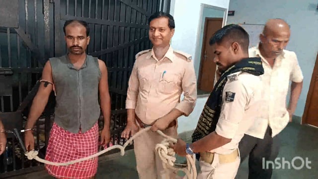 सूरजगढ़ा पुलिस के द्वारा नवाबगंज गांव से मारपीट के आरोपी को गिरफ्तार कर आज भेजा गया लखीसराय जेल