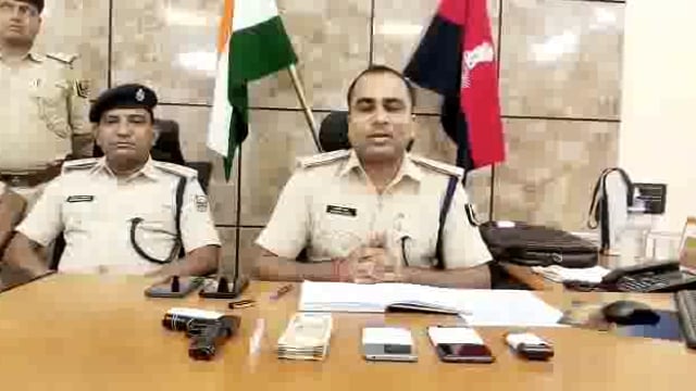 नवादा (बिहार)पकरीबरावां  में सीएसपी संचालक से लूट मामले का नवादा एसपी ने टीम गठित कर 6 आरोपी को किया गिरफ्तार 