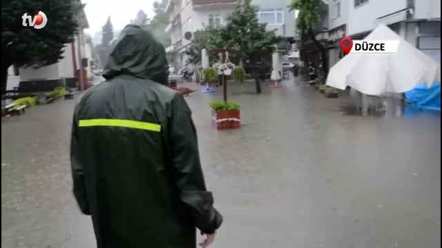 Taşkınlar Sonrası Tatil Bölgesinde Yoğun Çalışma