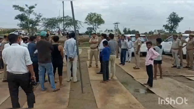 डीएम एसएसपी ने किया मुड़िया पूर्णिमा मेला पार्किंग का स्थलीय निरीक्षण दिए दिशा निर्देश