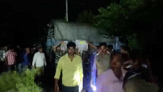 छितुवापुर पहुंचा शहीद CRPF जवान का शव घर मे मचा कोहराम