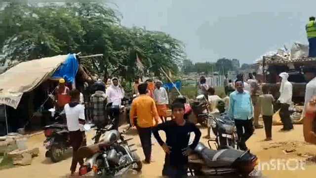 राष्ट्रीय राजमार्ग पर ट्रैक्टर ट्रॉली और कार में हुई भिड़ंत 3 की मौत 20 लोग घायल