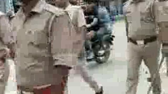 श्रावण मास व कावड़ यात्रा में कोई भी माहौल को बिगड़ता हुआ पाया गया उसके खिलाफ होगी सख्त कार्रवाई त्रिलोकपुर पुलिस